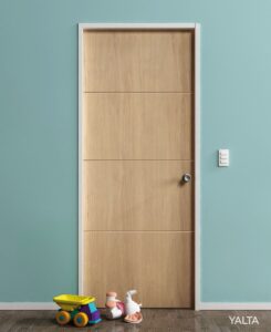 Puerta de madera triplex natural Yalta